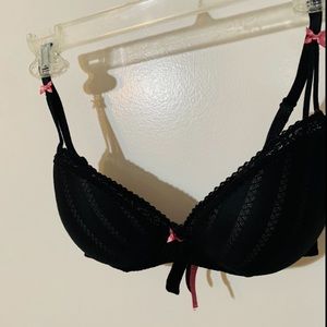 Betsey Johnson lack lace detailed bra